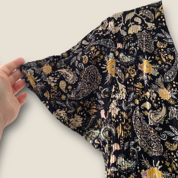 REWIND Crinkly Babydoll Dress with Lining, Size L. - Picture 8 of 13